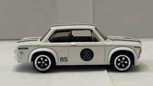 2024 Hot Wheels Vintage Racing Club BMW 2002 weiß gebraucht - Bild 1 von 6