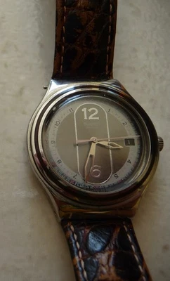 MONTRE SWATCH IRONY avec BRACELET CUIR - Photo 1/3