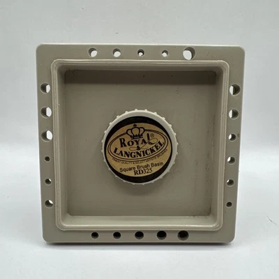 Royal & Langnickel Square Brush Basin Art Artist Painting - Image 1 of 4