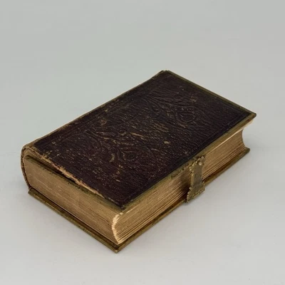 Antique 19th Century King James Holy Pocket Bible Metal Clasp Edinburgh 1854 - Image 1 of 4