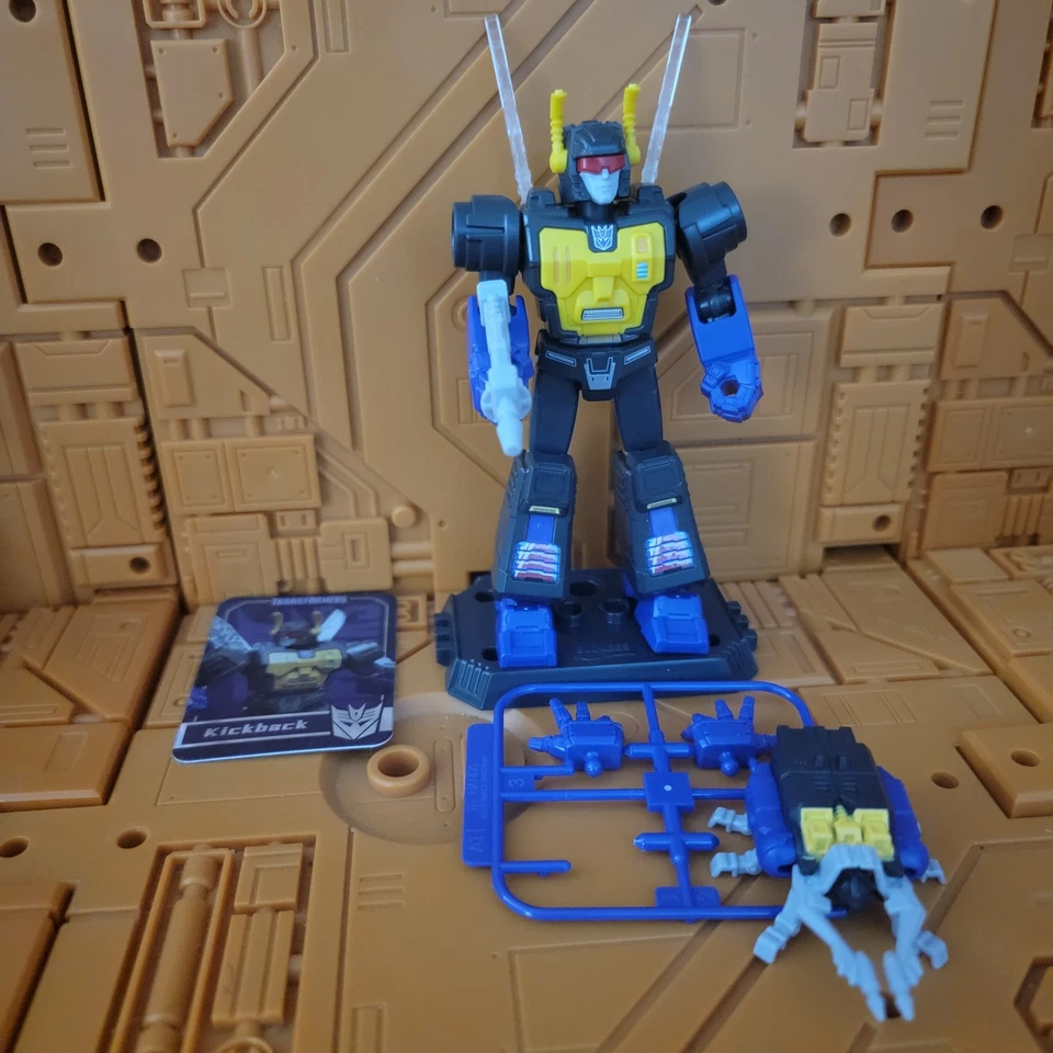 Blokees Bloks Transformers Galaxy Wave Capítulo 6 G1 Kickback con metralla en EE. UU. Foto 1 de 1