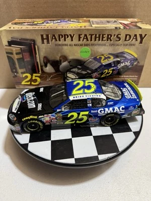 Brian Vickers #25 GMAC Día del Padre 2004 1/24 CWB Nascar Diecast Foto 1 de 4