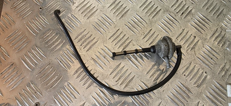 Grifo de combustible Aprilia RS 125 96-12 Petcock Foto 1 de 2