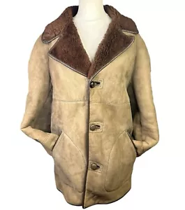 Sheepskin Vintage Women's Light Brown Coat Pit to Pit 23" Sherpa Lining Button - Picture 1 of 21