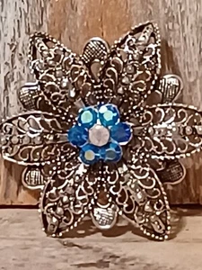 Lady Remington Filigree Flower Brooch Pin Silver Tone Blue/Pink Stone Signed 2" - Picture 1 of 6