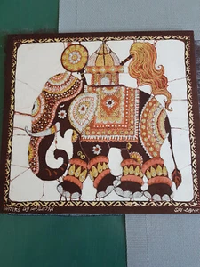 Bild mit Elefant Stoff auf Sperrholzplatte angebracht 41x39 cm - Bild 1 von 1