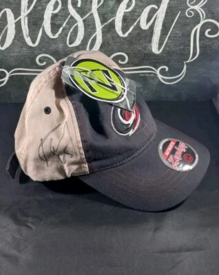 Zephyr NLH Carolina Huracanes Trampa Espalda Sombrero Stock Muerto Cantado por Ron Hainsey 65 Foto 1 de 4