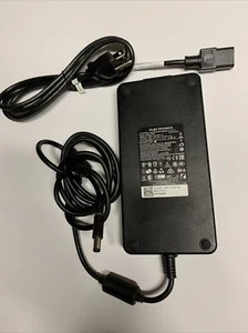 Computer Dell Flextronics 240W AC Adapter GA240PE1-00 Dell (T74) - Picture 1 of 2