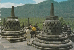 INDONESIA, A MINT POSTCARD, BOROBUDUR TEMPLE - Picture 1 of 2