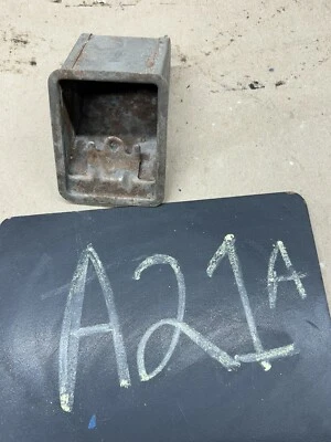 1968 69 70 71 72 73 74 75 79 NOVA OMEGA VENTURA APOLLO tablero cenicero bandeja de cenizas fabricante de equipos originales Foto 1 de 4