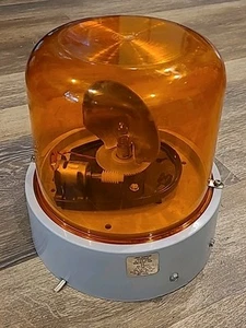 Vtg Tek-Lite 12 Volt AMBER Vehicle Beacon Light Magnetic Works Tested USA (L53) - Picture 1 of 18