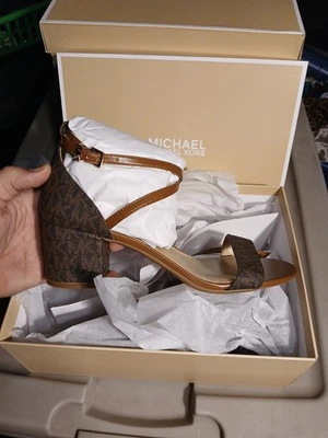 Michael Kors Serena Flex Sandal Brown Womens 8m - Image 1 of 4