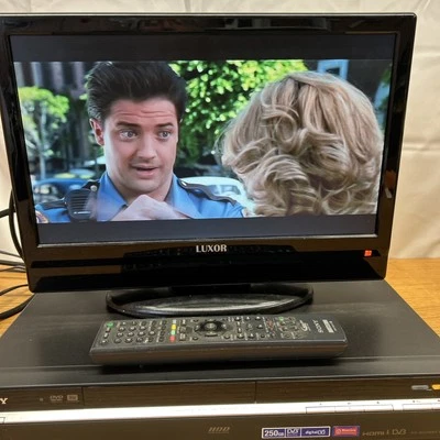 Sony RDR-HXD995 250GB HDD Recorder DVD Player Freeview, Working - Image 1 of 4