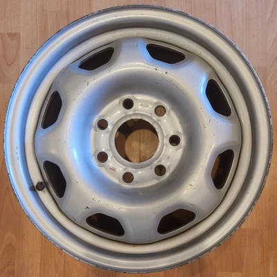 Llanta de acero plateada 17" Ford F-150 fabricante original 17x7,5 2010-2025 7x150 Foto 1 de 4