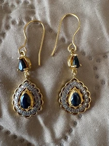 "PAJ BR" Marked Gold Tone Pear Cut Blue Saphire Evening Dangle Hook Earrings - Picture 1 of 5