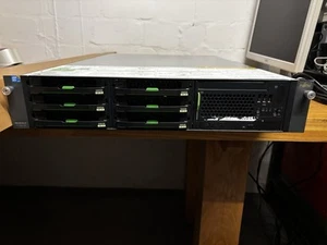 Fujitsu Primergy RX300 S6 Rack Server mit Fibre Channel - Bild 1 von 5