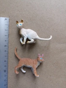 LOT DE CHATS FIGURINE ANIMAUX PLASTIQUE M191 - Picture 1 of 1