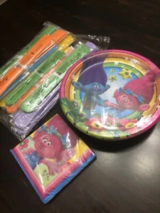 Trolls Party Pack plates, napkins, Pom poms - Picture 1 of 4