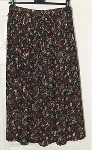 Vintage Charlotte Halton pleated skirt UK10 W28" L33" - Picture 1 of 3