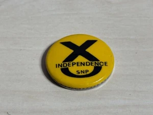 Vintage SNP Independence Pin Badge Scottish National Party 1970s? - Picture 1 of 2
