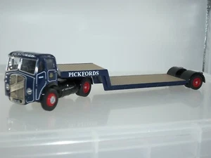 CORGI CC10202 ERF V ARTIC PICKFORDS LOW LOADER TRAILER DIECAST MODEL TRUCK - Picture 1 of 4