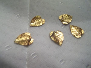 Bastelartikel Schmuck Fimo Kinderknete Zubehör Blatt goldfarbig Set a' 5 Stück - Bild 1 von 2