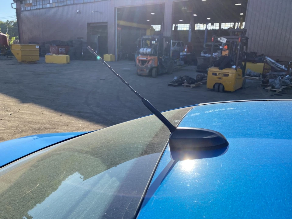 08 09 10 11 12 13 14 15 16 17 18 FORD FOCUS Antenna - Image 1 of 1