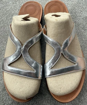 Fitflop Strata Slide - Silver Mirror Leather Slides - Size 4 NEW - Image 1 of 4