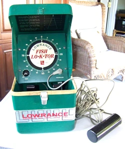 VINTAGE Lowrance Fish Lo-k-tor Sonar Buscador de Peces con Transductor - Imagen 1 de 12