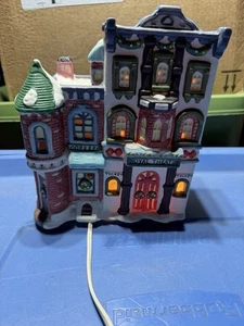 Vintage Porcelain Royal Theater House Christmas Village By Holiday Expressions - Picture 1 of 8