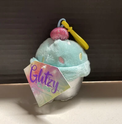 Brand New Mint Cupcake Mini Plush Keychain Glitzy Clips Book Bag Back Pack NWT - Image 1 of 2