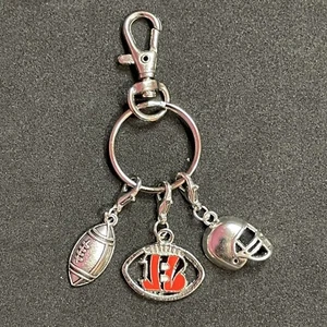 Charm Clip On Lobster Claw Clasp Keychain ~ Number 13 Charm ~ Fast Shipping - Picture 1 of 3