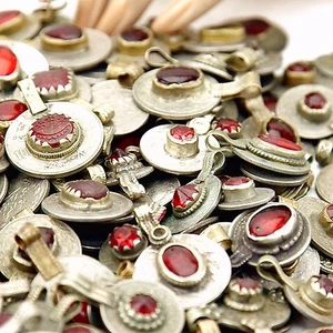 100 echte Juwelenmünzen Stammesbauchtanz Kuchi Stamm - TIEFROTE Farbe - Bild 1 von 6