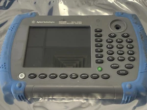 AGILENT N9340B PANNELLO CON LCD - Foto 1 di 4