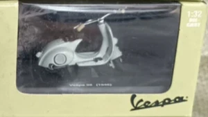Newray 1/32 Vespa Pedal Two Wheel Motorcycle Alloy Diecast Model 98(1946) - Picture 1 of 1