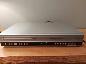 Philips DVP3340V DVD VCR Combo Reproductor 4 Cabezales Hi-Fi VHS Probado Funciona - Sin Control Remoto - Imagen 1 de 11