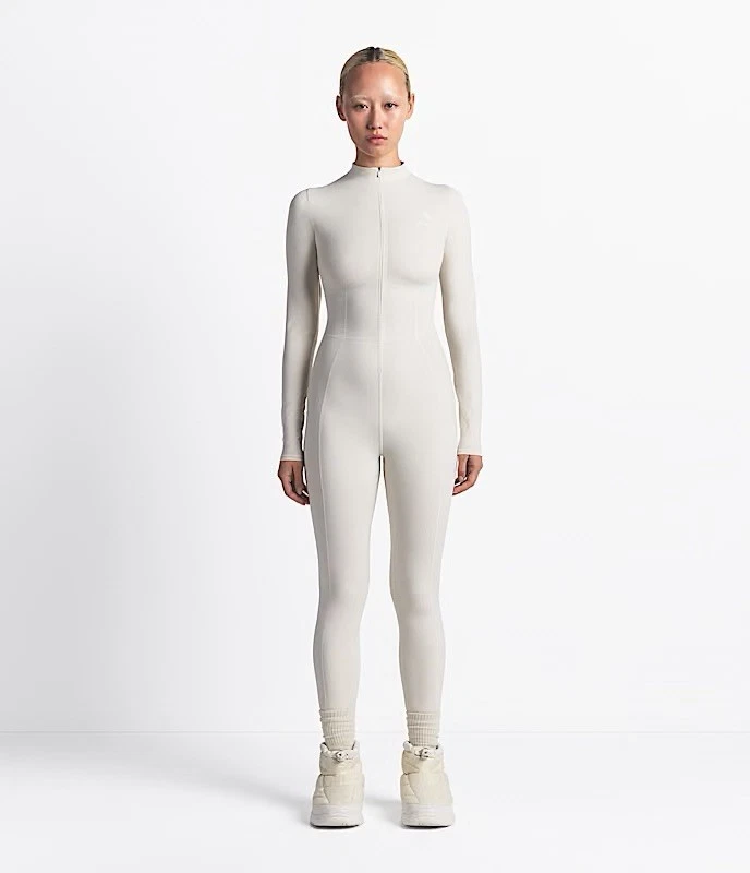 Talla M - Body The North Face X Skims Refina Blanco Hueso Limitado NUEVO PREVENTA Foto 1 de 4
