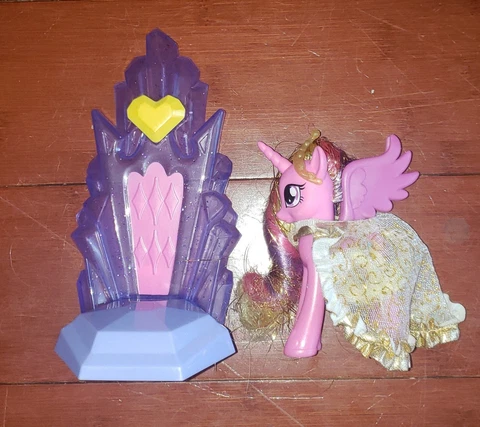 My Little Pony G4 Princess Cadance Cadence Brushable FIM MLP Figure Castle Cover