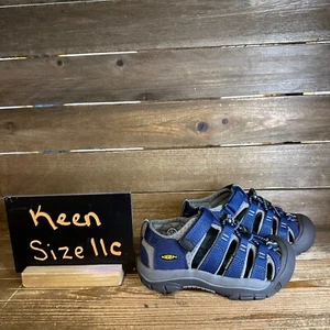NIB New Little Kids Keen Newport H2 Blue Strappy Outdoor Shoes Sandals Size 11 C - Picture 1 of 6