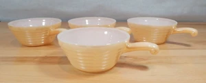 4 cuencos de sopa de chile con mango acanalado Fire King Lusterware Behive de colección - Imagen 1 de 5