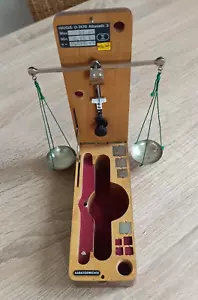 Karatgewichte. . Antique scales for measuring carat weight. Netherlands - Picture 1 of 16