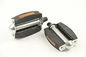 Bike Bicycle Classic Block Pedals 9/16 Metric Standard Whorl Black - Picture 1 of 7