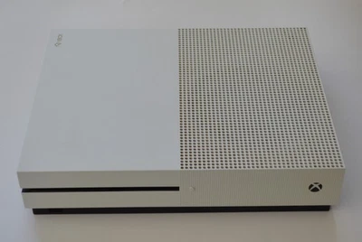 Microsoft Xbox One S 500GB Ultra HD 4K HDMI WLAN OHNE CONTROLLER - Bild 1 von 4