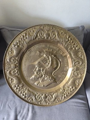 Plaque plat rond laiton manufacture française d armes et cycles Saint... - Photo 1/4