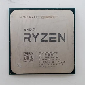 AMD Ryzen 7 3800X 8-Core, 16-Thread Unlocked Desktop Processor -NOT WORKING- - Zdjęcie 1 z 4