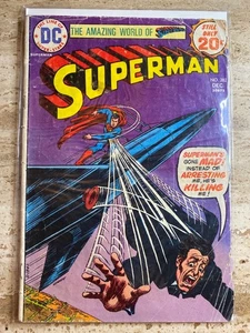 Superman No. 20 centavos DC Comic 1968 vintage de la Edad de Plata cubierta en buen estado/muy buen estado - Imagen 1 de 2