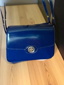 Tory Burch Umhängetasche Handtasche elektrisch blau Lackleder - Bild 1 von 12