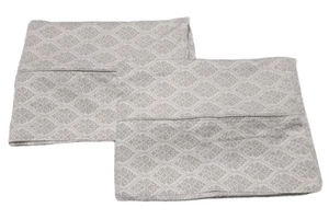 Set of 2 White & Gray Zippered Paisley Print Pillowcases Standard Fit - Picture 1 of 5