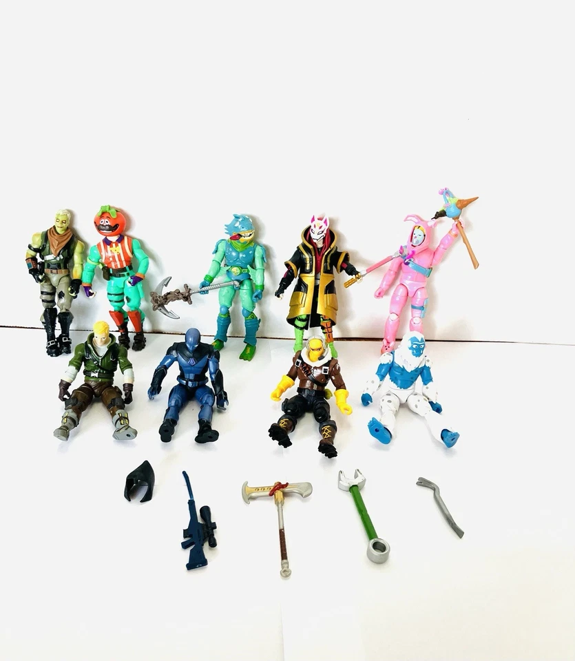 Lote de figuras surtidas Fortnite (9) algunos accesorios jazwares Foto 1 de 4
