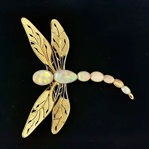 STUNNING CUSTOM VINTAGE DRAGONFLY BROOCH 18KT YELLOW GOLD w/ SEVEN GENUINE OPALS - Picture 1 of 7